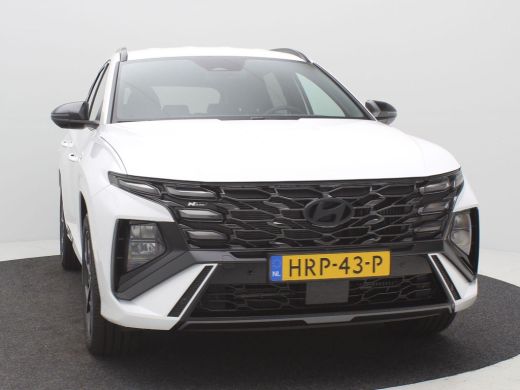 Hyundai Tucson 1.6 T-GDI PHEV N Line Edition / Navigatie / Leer-Alcantara bekleding met rode stiksel / 19" LMV /... ActivLease financial lease