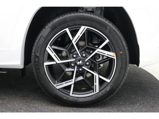 Hyundai Tucson 1.6 T-GDI PHEV N Line Edition / Navigatie / Leer-Alcantara bekleding met rode stiksel / 19" LMV /... ActivLease financial lease