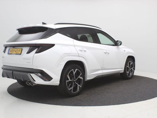 Hyundai Tucson 1.6 T-GDI PHEV N Line Edition / Navigatie / Leer-Alcantara bekleding met rode stiksel / 19" LMV /... ActivLease financial lease