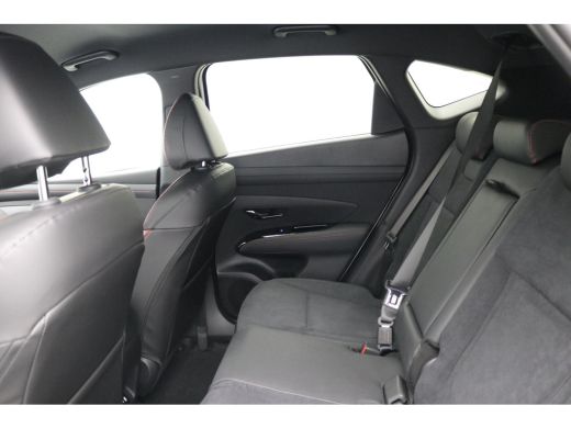 Hyundai Tucson 1.6 T-GDI PHEV N Line Edition / Navigatie / Leer-Alcantara bekleding met rode stiksel / 19" LMV /... ActivLease financial lease