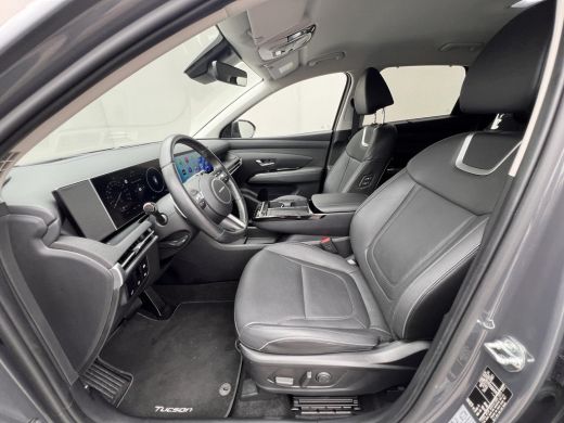 Hyundai Tucson 1.6 T-GDI PHEV Premium 4WD / Accu SoH 100 % / EAER 65 km / Leder / HUD / Navigatie / Apple Carpla... ActivLease financial lease