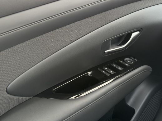 Hyundai Tucson 1.6 T-GDI PHEV Premium / Apple & Android carplay / Adaptieve cruise control / 67km elektrisch ber... ActivLease financial lease