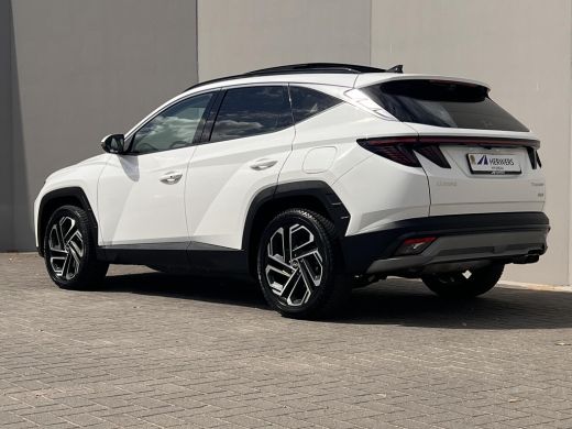 Hyundai Tucson 1.6 T-GDI PHEV Premium Sky 4WD / Accu SoH 100 % / Panorama schuifdak / Wit leder / HUD / Camera /... ActivLease financial lease