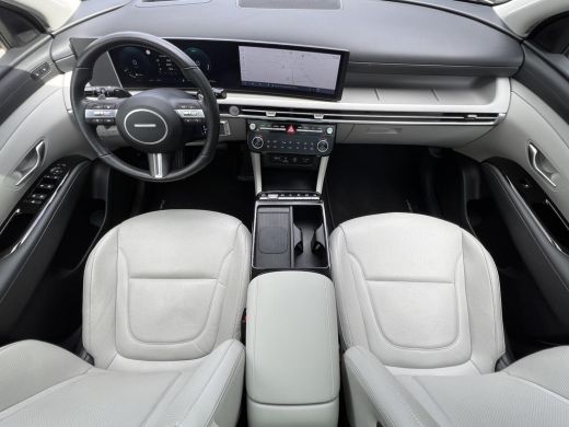 Hyundai Tucson 1.6 T-GDI PHEV Premium Sky 4WD / Accu SoH 100 % / Panorama schuifdak / Wit leder / HUD / Camera /... ActivLease financial lease