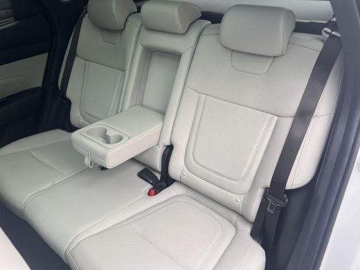 Hyundai Tucson 1.6 T-GDI PHEV Premium Sky 4WD / Accu SoH 100 % / Panorama schuifdak / Wit leder / HUD / Camera /... ActivLease financial lease