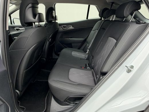 Kia Sportage 1.6 T-GDi Plug-in Hybrid AWD DynamicLine / SOH 100% / Dealer Onderhouden / Fabrieksgarantie tot 1... ActivLease financial lease