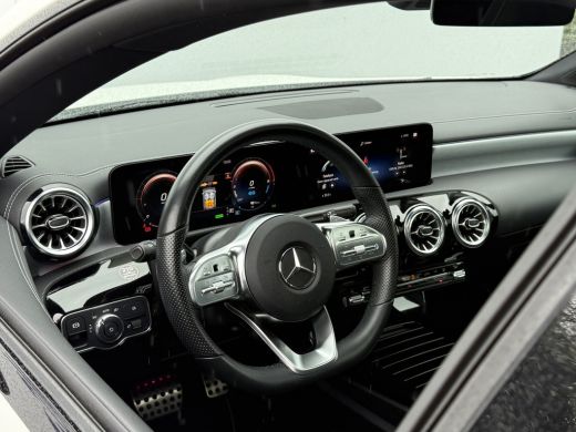 Mercedes-Benz CLA Shooting Brake 250 e Business Solution AMG | Pano | Ambient Light | MultiBeam LED | DAB+ ActivLease financial lease