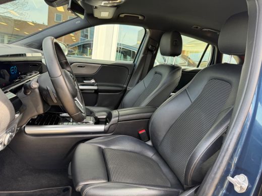 Mercedes-Benz GLA 250 e Business Solution Luxury Limited Assistentie pakket ActivLease financial lease