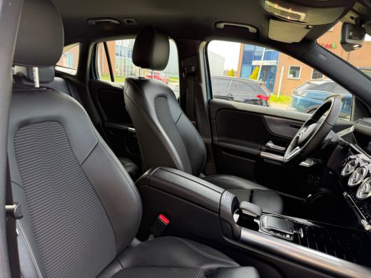 Mercedes-Benz GLA 250 e Business Solution Luxury Limited Assistentie pakket ActivLease financial lease