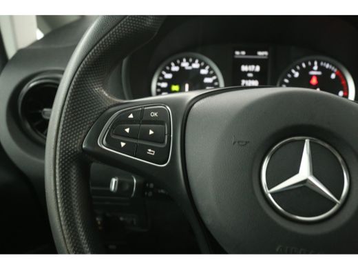 Mercedes-Benz Vito 114 CDI Lang | Automaat | Airco | Cruise | 3 Zits | Trekhaak | Camera | Carplay | Navi ActivLease financial lease