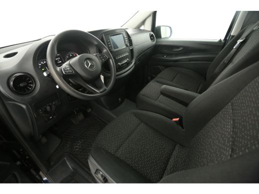 Mercedes-Benz Vito 114 CDI Lang | Automaat | Airco | Cruise | 3 Zits | Trekhaak | Camera | Carplay | Navi ActivLease financial lease