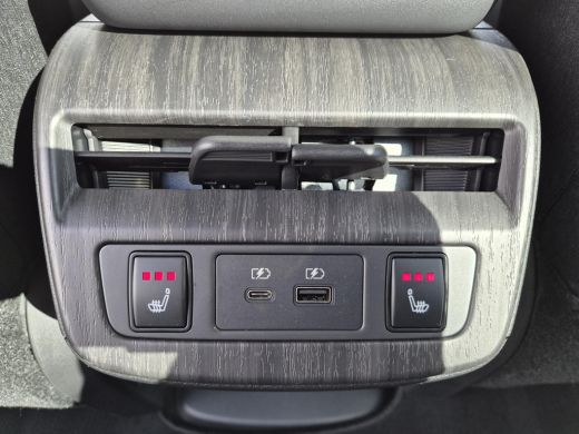 Nissan ARIYA e-4ORCE Evolve 91 kWh / SOH 99% / Fabrieksgarantie tot 01-2027 / CCS snelladen / Trekgewicht 1500... ActivLease financial lease