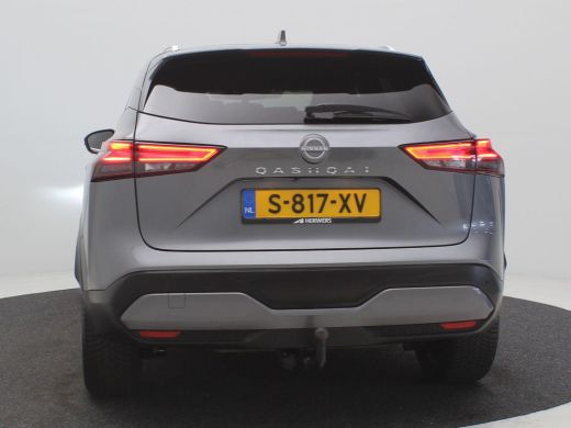 Nissan QASHQAI 1.3 MHEV Tekna / Panoramadak / All Seasonbanden / Trekhaak / 1400 Kg Trekgewicht / Lederen bekled... ActivLease financial lease