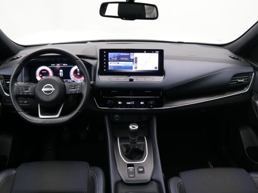 Nissan QASHQAI 1.3 MHEV Tekna / Panoramadak / All Seasonbanden / Trekhaak / 1400 Kg Trekgewicht / Lederen bekled... ActivLease financial lease