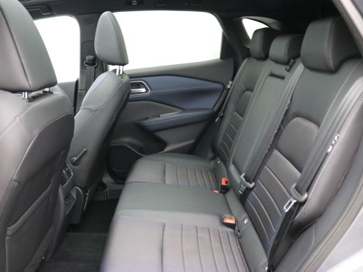 Nissan QASHQAI 1.3 MHEV Tekna / Panoramadak / All Seasonbanden / Trekhaak / 1400 Kg Trekgewicht / Lederen bekled... ActivLease financial lease