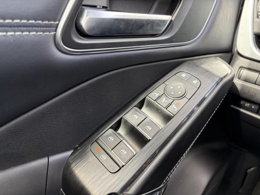 Nissan QASHQAI 1.3 MHEV Tekna / Trekhaak / Panoramadak / HUD / Elektr Bestuurders Stoel / Elektr. Achterklep / ActivLease financial lease