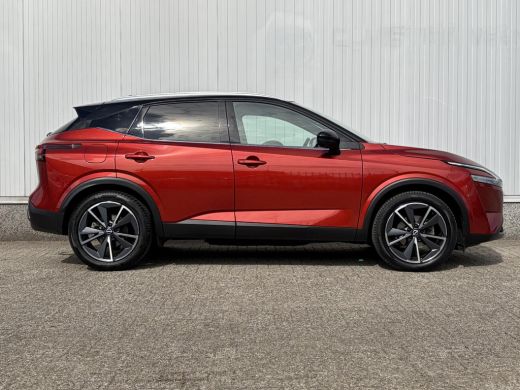 Nissan QASHQAI 1.3 MHEV Tekna / Trekhaak / Panoramadak / HUD / Elektr Bestuurders Stoel / Elektr. Achterklep / ActivLease financial lease