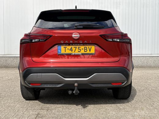 Nissan QASHQAI 1.3 MHEV Tekna / Trekhaak / Panoramadak / HUD / Elektr Bestuurders Stoel / Elektr. Achterklep / ActivLease financial lease