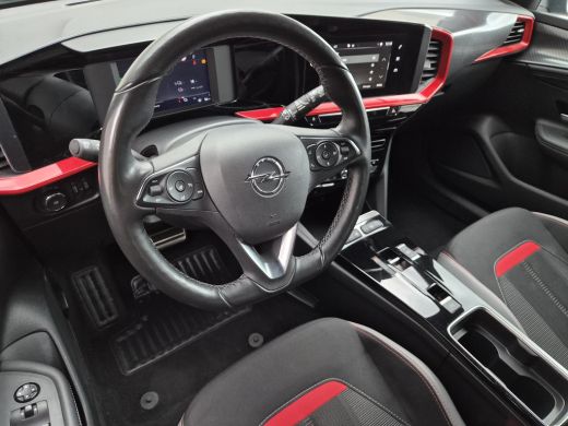 Opel Mokka-e Ultimate 50-kWh 11kw bl. / SOH 99% / Comfort-pakket / Stuur- & Stoelverwarming / CCS snelladen / ... ActivLease financial lease