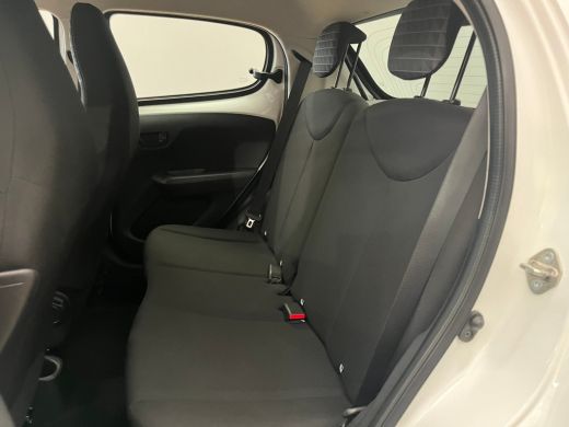 Peugeot 108 1.0 e-VTi Active Camera | Carplay | Airco | Bleutooth | Centrale Vergrendeling | LED Dagrij | Ele... ActivLease financial lease
