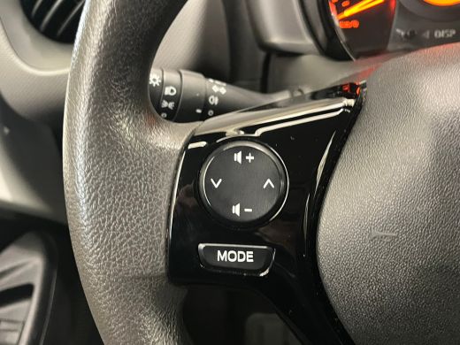 Peugeot 108 1.0 e-VTi Active Camera | Carplay | Airco | Bleutooth | Centrale Vergrendeling | LED Dagrij | Ele... ActivLease financial lease