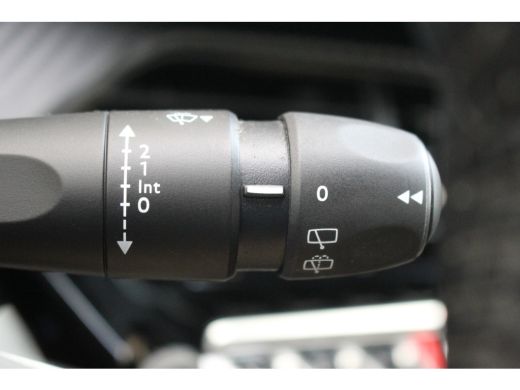 Peugeot 208 1.2 Active | Cruise | Carplay | Airco | DAB | Centrale vergrendeling | | Cruise | Carplay | Airco... ActivLease financial lease