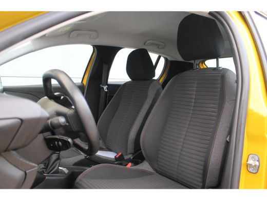Peugeot 208 1.2 Active | Cruise | Carplay | Airco | DAB | Centrale vergrendeling | | Cruise | Carplay | Airco... ActivLease financial lease