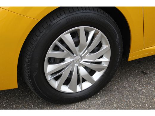 Peugeot 208 1.2 Active | Cruise | Carplay | Airco | DAB | Centrale vergrendeling | | Cruise | Carplay | Airco... ActivLease financial lease