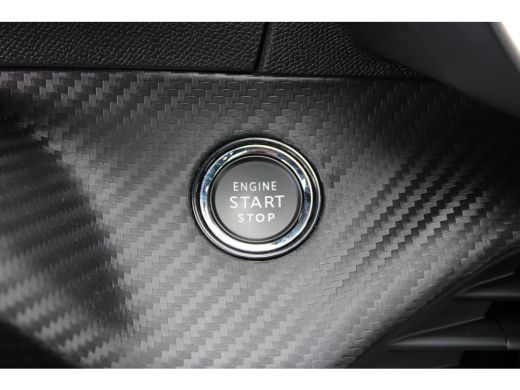 Peugeot 208 1.2 PureTech GT | Navigatie | Camera | Panoramadak | Stoelverwarming | Black Diamond | Full LED |... ActivLease financial lease