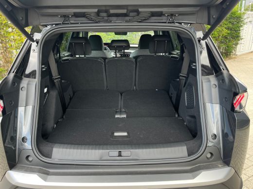 Peugeot 5008 1.2 Hybrid 145 GT Exclusive 7P VOORRAAD ACTIE | 8 JAAR GARANTIE | | 2 stoelen op derde rij | Acht... ActivLease financial lease