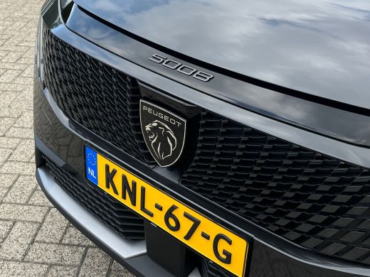 Peugeot 5008 1.2 Hybrid 145 GT Exclusive 7P VOORRAAD ACTIE | 8 JAAR GARANTIE | | 2 stoelen op derde rij | Acht... ActivLease financial lease
