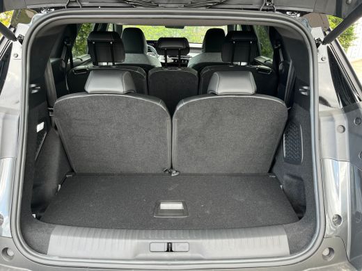 Peugeot 5008 1.2 Hybrid 145 GT Exclusive 7P VOORRAAD ACTIE | 8 JAAR GARANTIE | | 2 stoelen op derde rij | Acht... ActivLease financial lease
