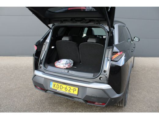 Peugeot 5008 1.6 Plug-in Hybrid 195 GT Exclusive | Panorama/schuifdak | Lederen bekleding | Massage | Stoelver... ActivLease financial lease