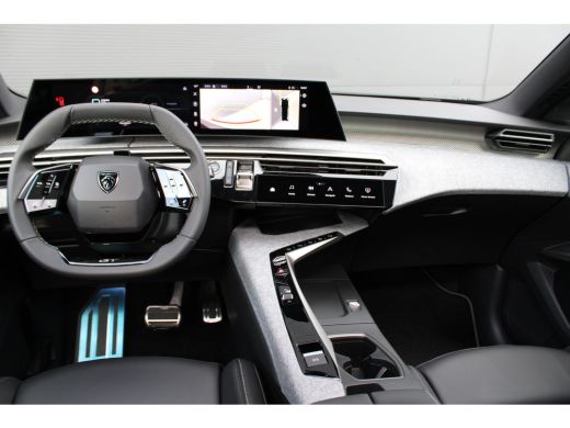 Peugeot 5008 1.6 Plug-in Hybrid 195 GT Exclusive | Panorama/schuifdak | Lederen bekleding | Massage | Stoelver... ActivLease financial lease