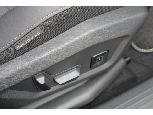 Peugeot 5008 1.6 Plug-in Hybrid 195 GT Exclusive | Panorama/schuifdak | Lederen bekleding | Massage | Stoelver... ActivLease financial lease
