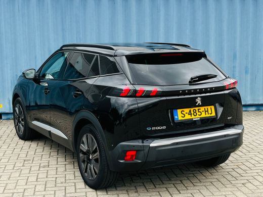 Peugeot e-2008 EV GT Pack 50 kWh Schuif kantel dak | Achteruitrijcamera | Alcantara bekleding | Keyless | Adapti... ActivLease financial lease