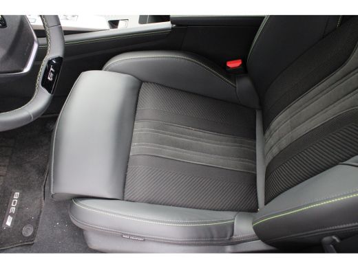 Peugeot e-308 GT 54 kWh | Nieuw model | Fase 3 laden | SOH 98% | Massage | Stoelverwarming | Navigatie | Camera... ActivLease financial lease