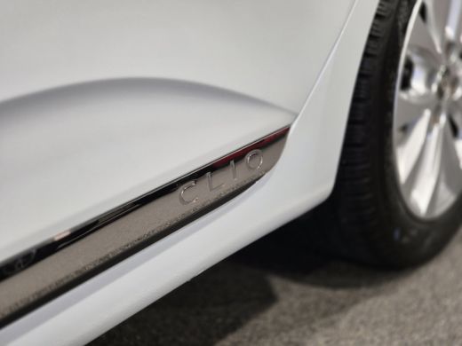 Renault Clio 1.6 E-Tech Hybrid 140 Intens 360 camera | Android-Carplay | Half leder | Stuur/Stoel verwarming |... ActivLease financial lease