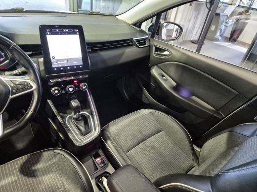 Renault Clio 1.6 E-Tech Hybrid 140 Intens 360 camera | Android-Carplay | Half leder | Stuur/Stoel verwarming |... ActivLease financial lease