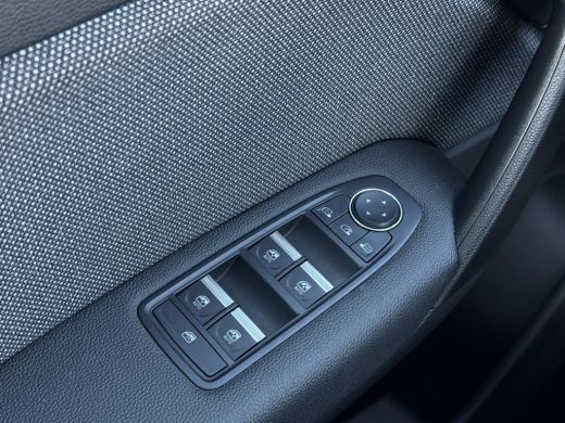 Renault Symbioz 1.6 E-Tech full hybrid 145 techno / Fabrieksgarantie tot 04-2027 / Adaptieve Cruise / Camera / Na... ActivLease financial lease
