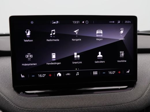 Skoda Enyaq iV 60 180 Pk | Panoramadak | Crystal Light LED | Stuur- en Stoelverwarming | Privacy Glass | Camera ... ActivLease financial lease