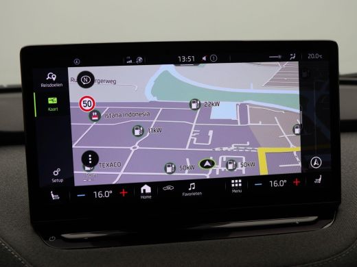 Skoda Enyaq iV 60 180 Pk | Panoramadak | Crystal Light LED | Stuur- en Stoelverwarming | Privacy Glass | Camera ... ActivLease financial lease