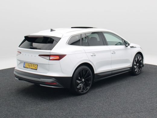 Skoda Enyaq iV 60 180 Pk | Panoramadak | Crystal Light LED | Stuur- en Stoelverwarming | Privacy Glass | Camera ... ActivLease financial lease
