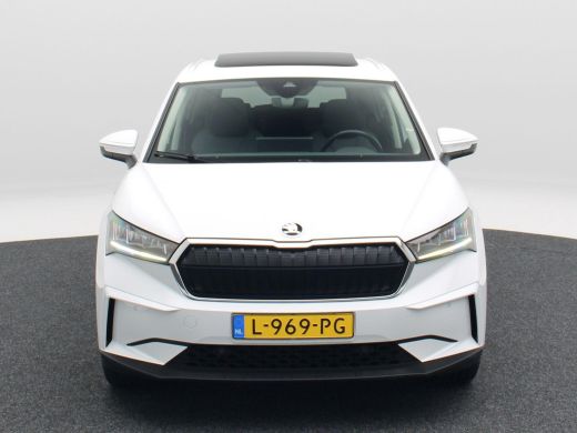 Skoda Enyaq iV 60 180 Pk | Panoramadak | Crystal Light LED | Stuur- en Stoelverwarming | Privacy Glass | Camera ... ActivLease financial lease