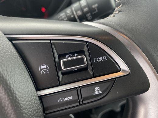 Suzuki Swift 1.2 Style Smart Hybrid | Climate Control | Adaptive Cruise Control | Parkeersensoren achter | Ach... ActivLease financial lease