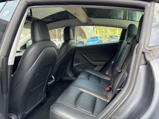 Tesla Model 3 Long Range AWD 75 kWh VAN: 35.900,- VOOR: 33.440,- UW HERFSTVOORDEEL: 2.460,-| FABRIEKSGARANTIE O... ActivLease financial lease