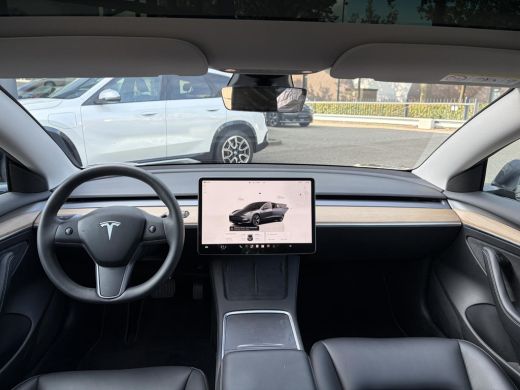 Tesla Model 3 Long Range AWD 75 kWh VAN: 35.900,- VOOR: 33.440,- UW HERFSTVOORDEEL: 2.460,-| FABRIEKSGARANTIE O... ActivLease financial lease