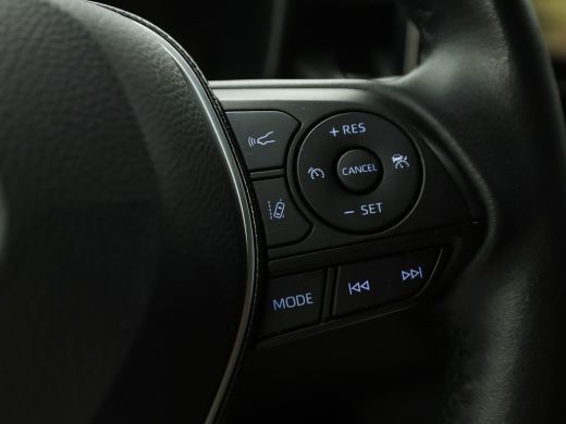 Toyota Corolla 1.8 Hybrid Sport Automaat (APPLE CARPLAY, 1e EIGENAAR, CAMERA, ADAPTIVE CRUISE, SPORTSTOELEN, LED... ActivLease financial lease