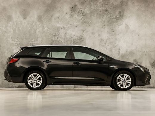 Toyota Corolla 1.8 Hybrid Sport Automaat (APPLE CARPLAY, 1e EIGENAAR, CAMERA, ADAPTIVE CRUISE, SPORTSTOELEN, LED... ActivLease financial lease