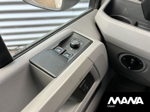 Volkswagen Crafter 35 2.0 TDI L4H3 Airco Camera Sensoren ActivLease financial lease